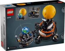 LEGO® Tech 42179 A Föld és a körülötte keringő Hold (3)