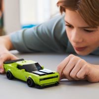 LEGO® Speed Champions 77237 Dodge Challenger SRT Hellcat sportautó (1)