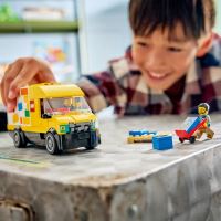 LEGO® City 60500 A LEGO® furgon (1)